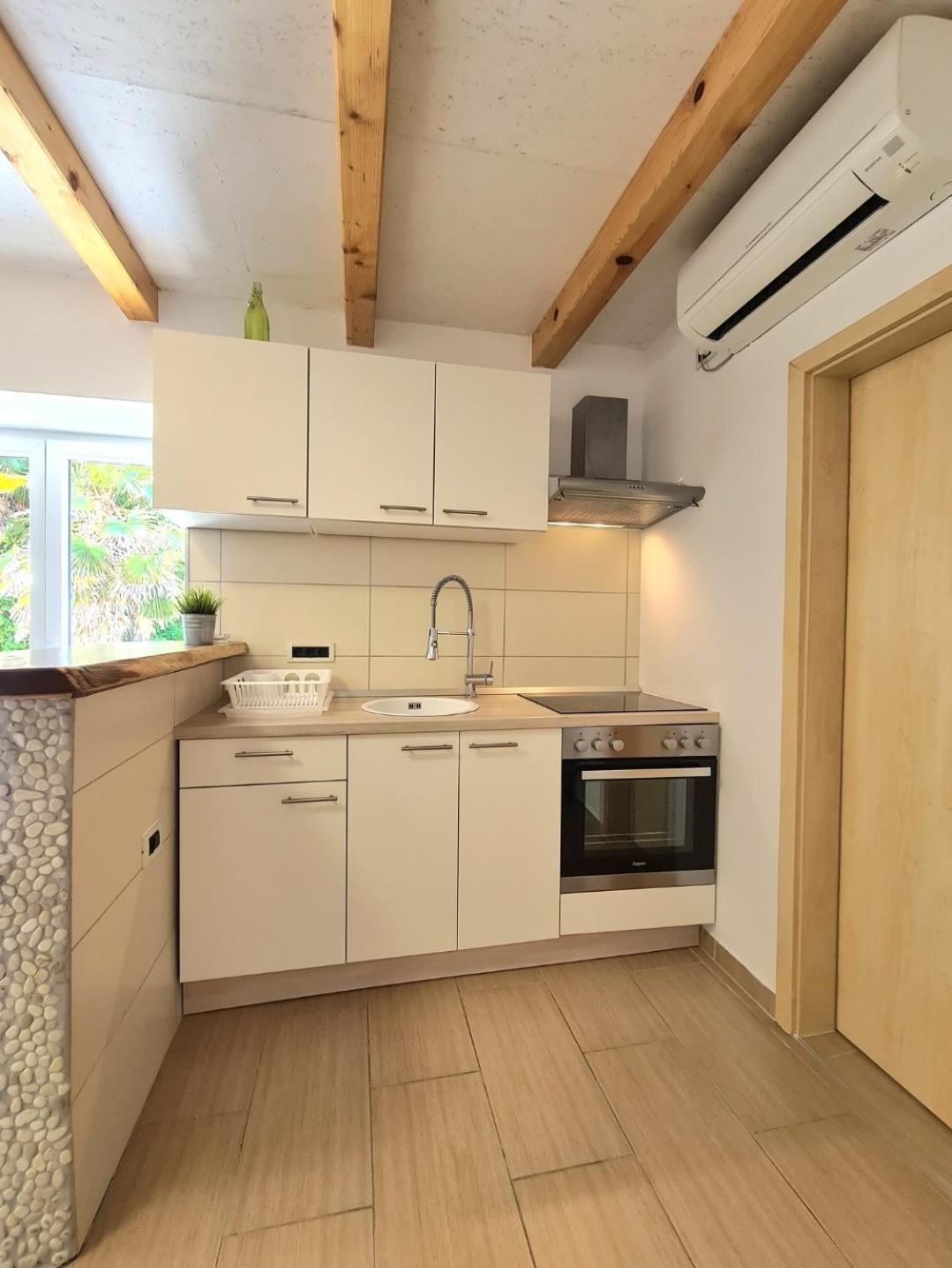 Apartments Sveti Ivan Mošćenička Draga Cameră foto